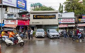 Hotel Classio Andheri - Near Dn Nagar Metro Station